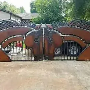 Arte en la ornamentación. figuras en gran formato