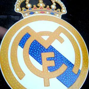 Escudo en Mdf.