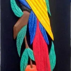 Talla en madera. guacamaya.