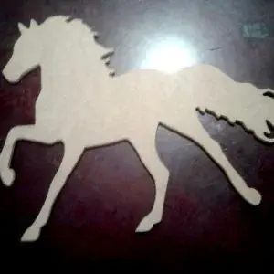 Figuras caladas en mdf, o fibrofacil.