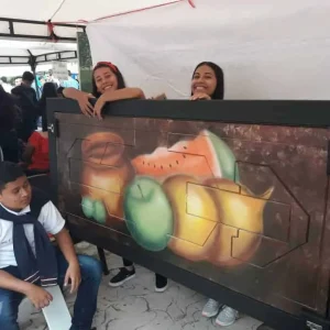 Cuadro comedor en madera.