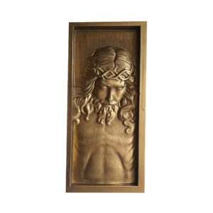 Cristo tallado en madera.