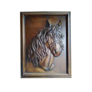 Caballo mechudo. talla en madera