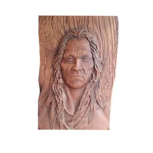 jefe indio, tallado en madera.