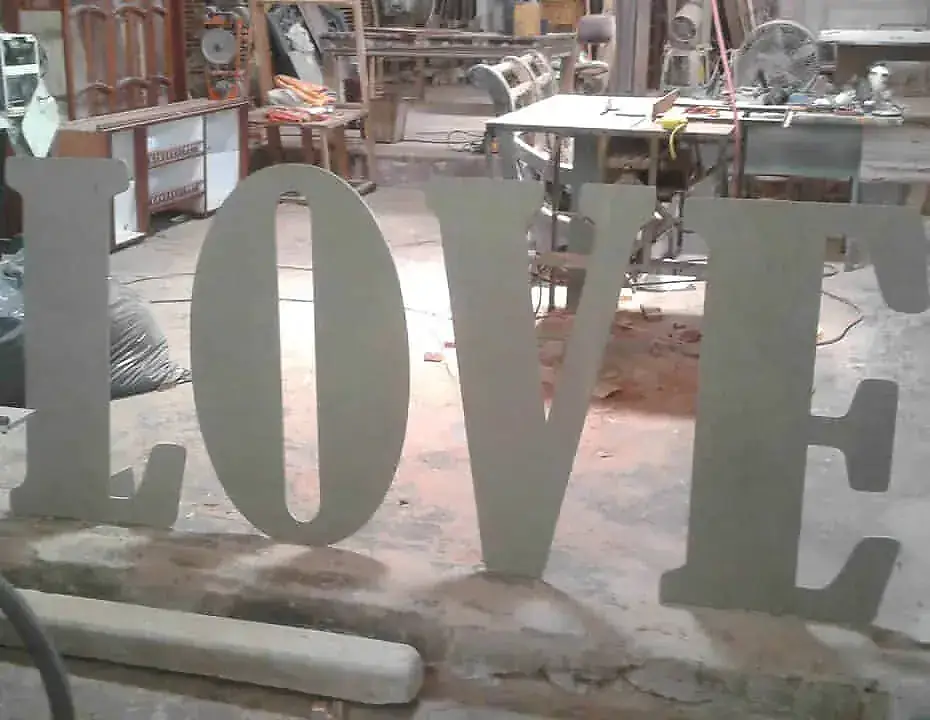 Letras en crudo. rhmdf